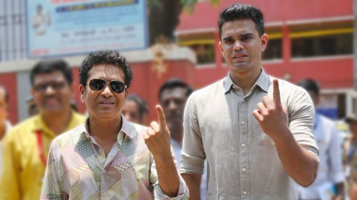 Sachin Tendulkar and His Son Arjun Tendulkar Cast Votes in 5th Phase of