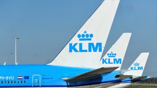 Man Dies After Falling Into Running Aircraft's Engine At Amsterdam Airport - Vimarsana News