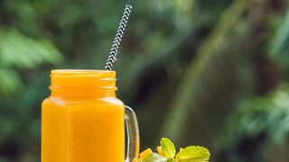 Beat the Heat: 6 Refreshing Mango-Inspired Drinks Perfect for Summer Sipping - Vimarsana News