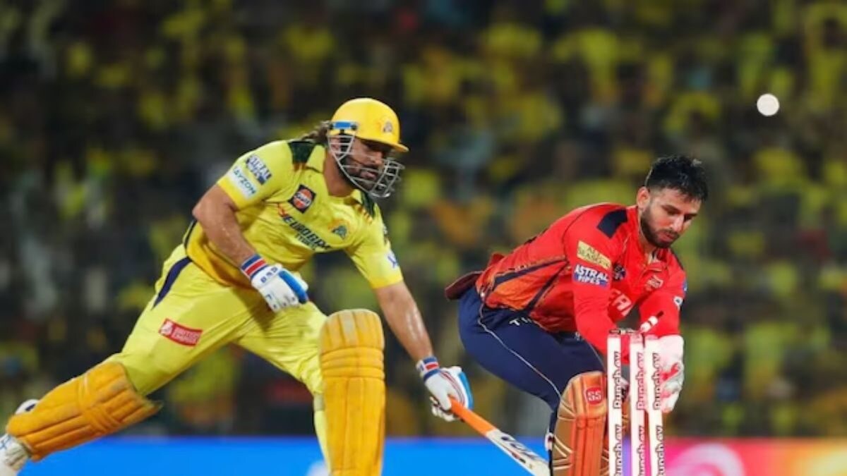 Dhoni Fans Abuse Jitesh Sharma on Instagram After PBKS Player Ran Out CSK Veteran - Vimarsana News