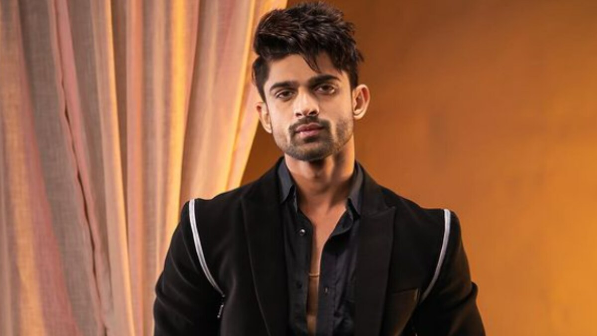 Bigg Boss Fame Abhishek Kumar Heads To Romania For Khatron Ke Khiladi 14