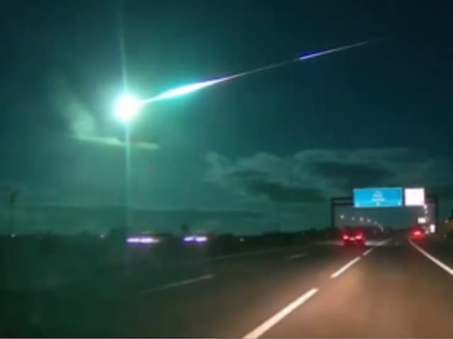 Video: Spectacular Meteor Shower Lights Up Skies In Spain And Portugal ...