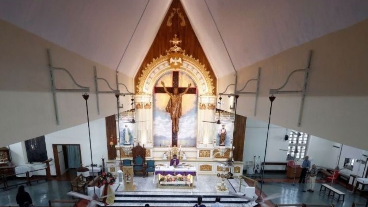 Catholic Group Suspends AI Priest After It Gave Bizzare Answers - Vimarsana News