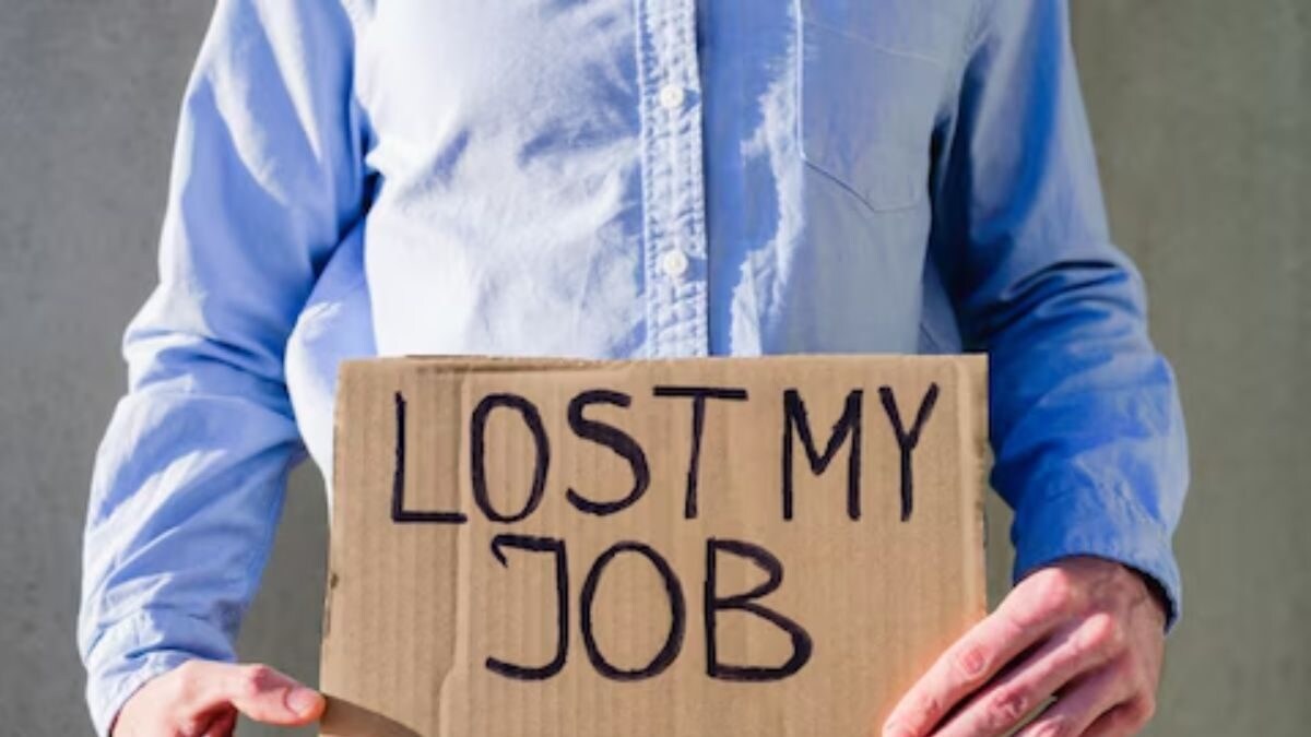 Over 70,000 Tech Employees Worldwide Lost Jobs In FY24: Reports - Vimarsana News