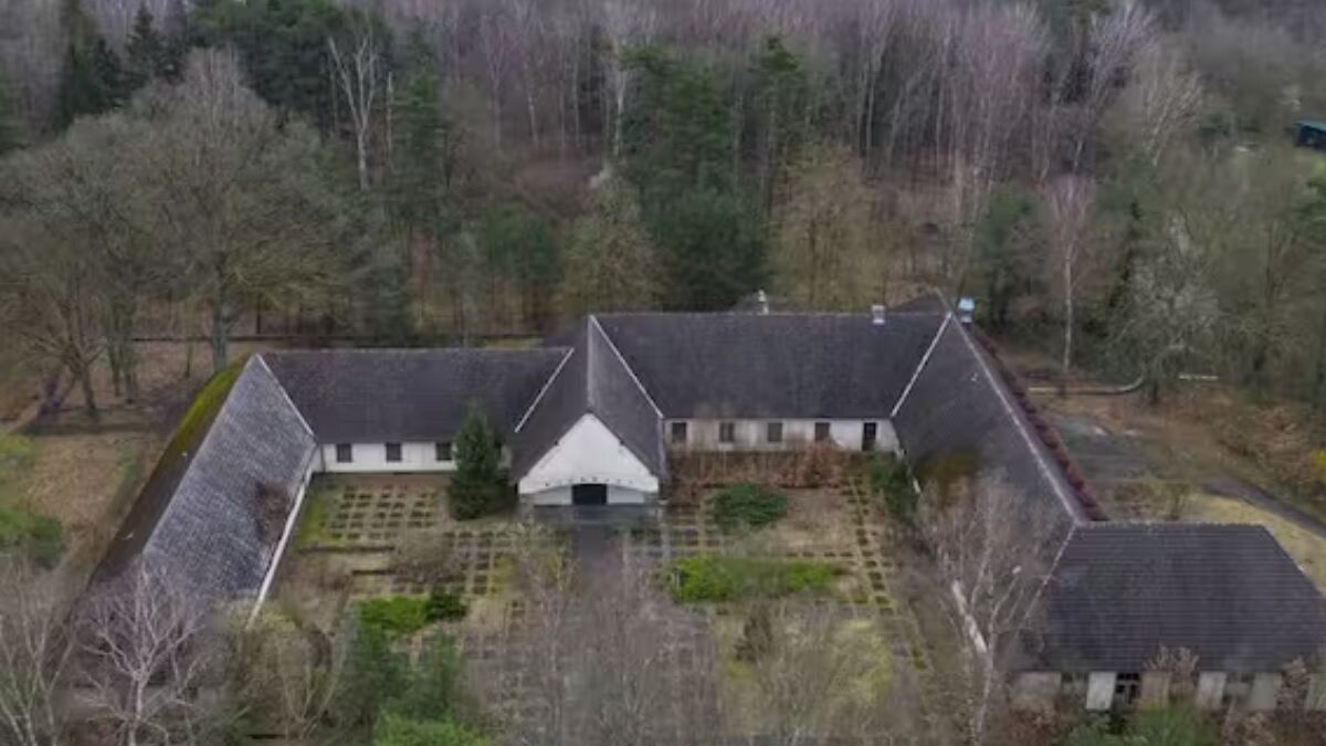 Berlin Government Plans To Sell Villa Once Owned By Hitler's Close Ally - Vimarsana News