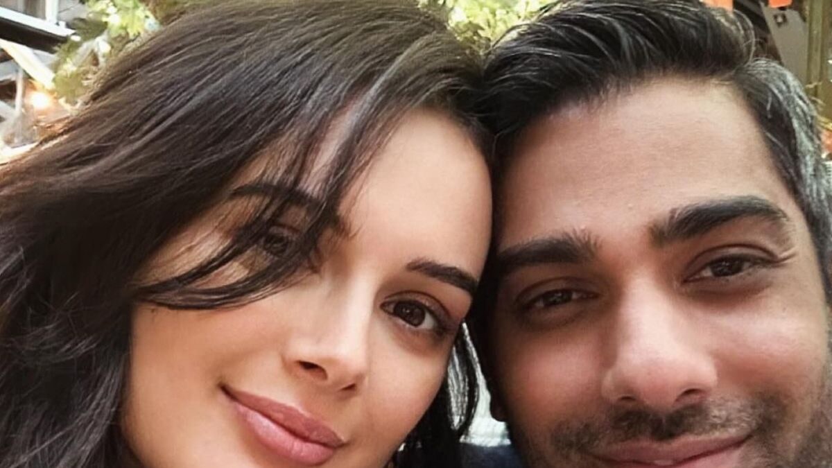 Yeh Jawaani Hai Deewani Star Evelyn Sharma Birthday Post For Husband Is All About Family Time - Vimarsana News