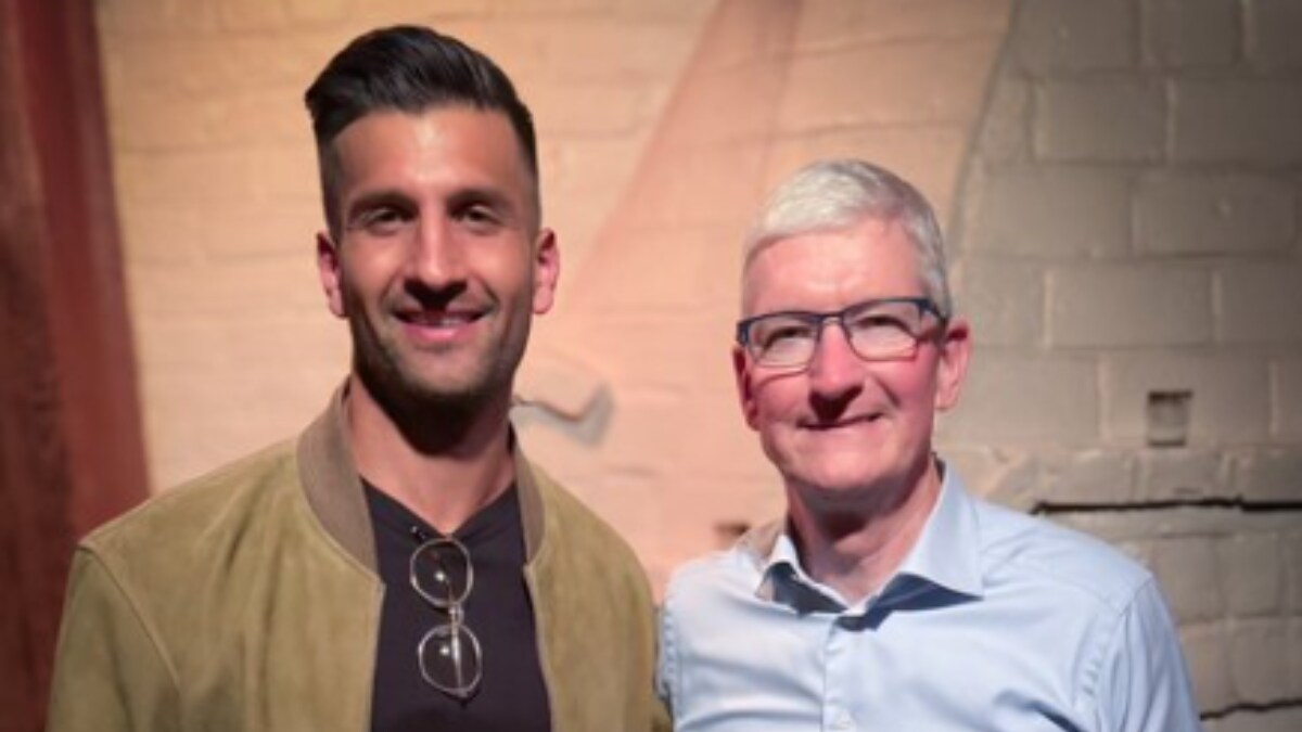 Indian-Origin Man Credits Apple CEO Tim Cook For 'Changing His Life For Good' - Vimarsana News