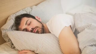 Why This Doctor Has Been Sleeping In Bug-infested Bed For Last 5 Years - Vimarsana News