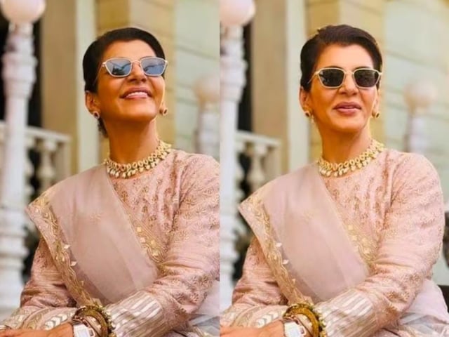 Veteran Actress Anita Raj's Glittering Lehenga Is Perfect Wedding Wear -  News18