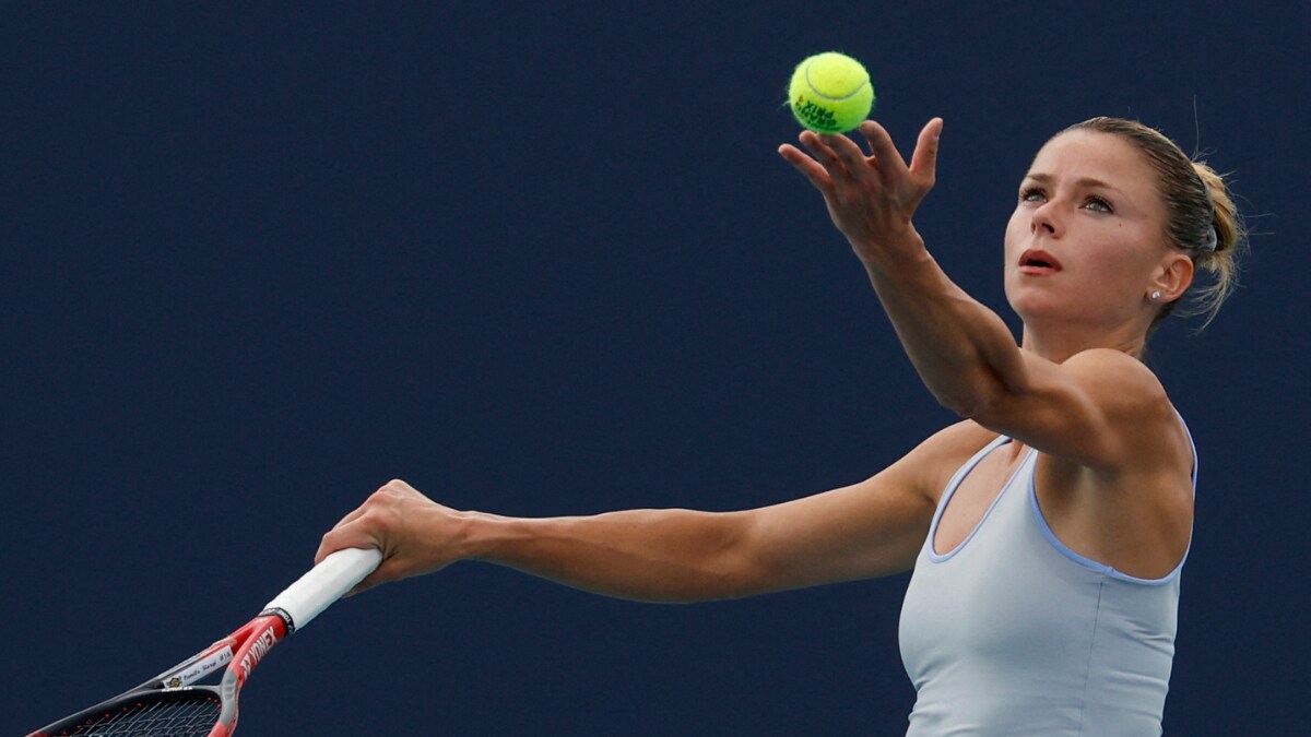 L’ex stella del tennis Camila Giorgi è accusata di affitto non pagato e furto d’antiquariato in Italia