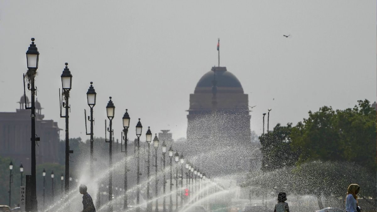 Delhi's Najafgarh Simmers at 47.8 Degrees Celsius as Heatwaves Scorch North India with Above-normal Temperatures