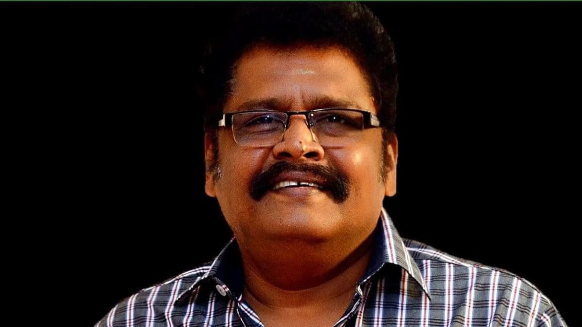 Film Director KS Ravikumar’s Pic With Daughter Jasvanthi Viral - News18