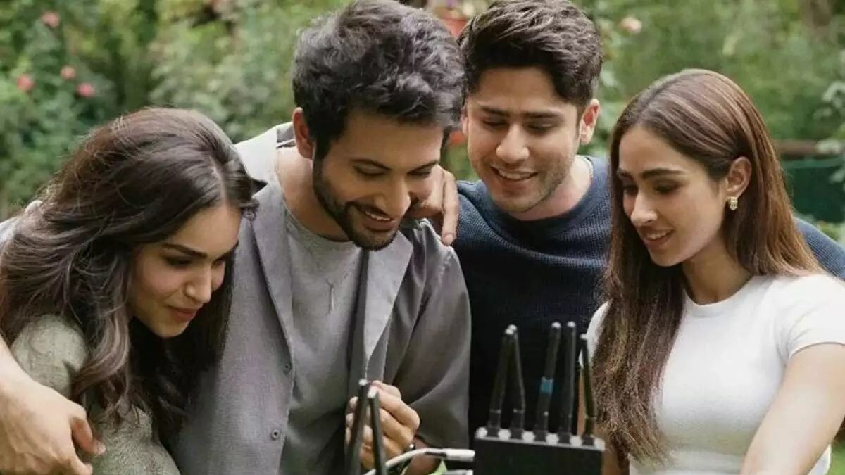 Ishq Vishk Rebound Trailer Receives A Thumbs Up From Ananya Panday