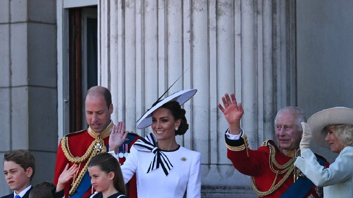 Watch: Kate Middleton Stands Next To King Charles As Royal Family Reunites On Buckingham Palace Balcony – News18