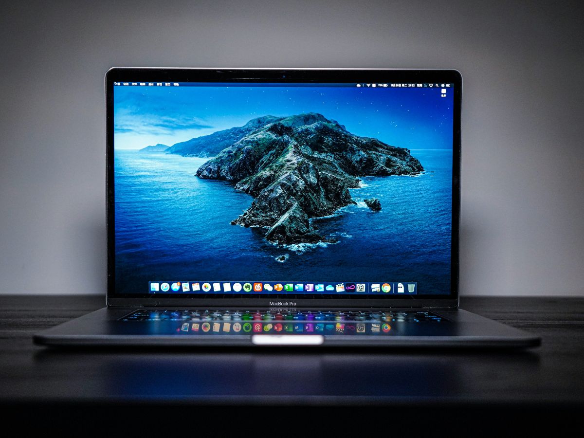 MacBook Pro 16インチ Apple M4 Pro 2024 Apple MacBook Pro 16-Inch (2024, M4 Pro) Review | PCMag