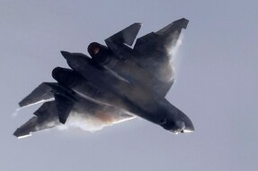 A Sukhoi Su-57 jet fighter performs during the MAKS 2021 air show in Zhukovsky, outside Moscow, Russia. (Image: Reuters)
