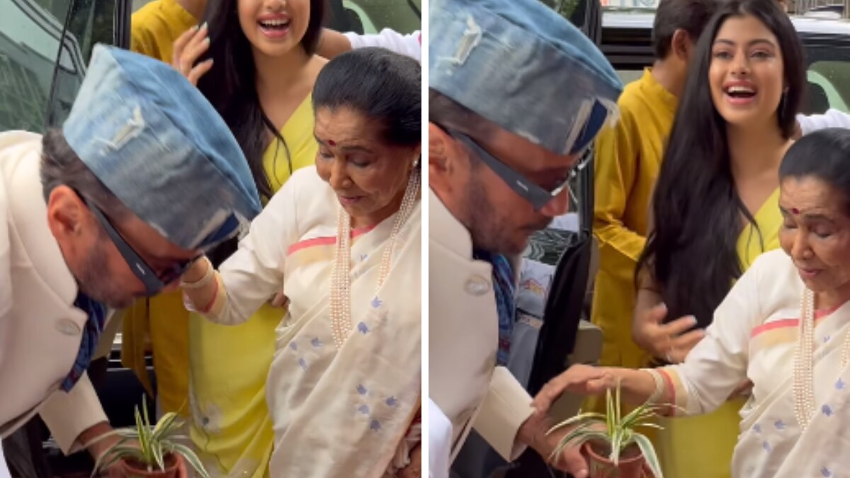 Watch Jackie Shroff Pays Respects To Asha Bhosle At Her Book Launch
