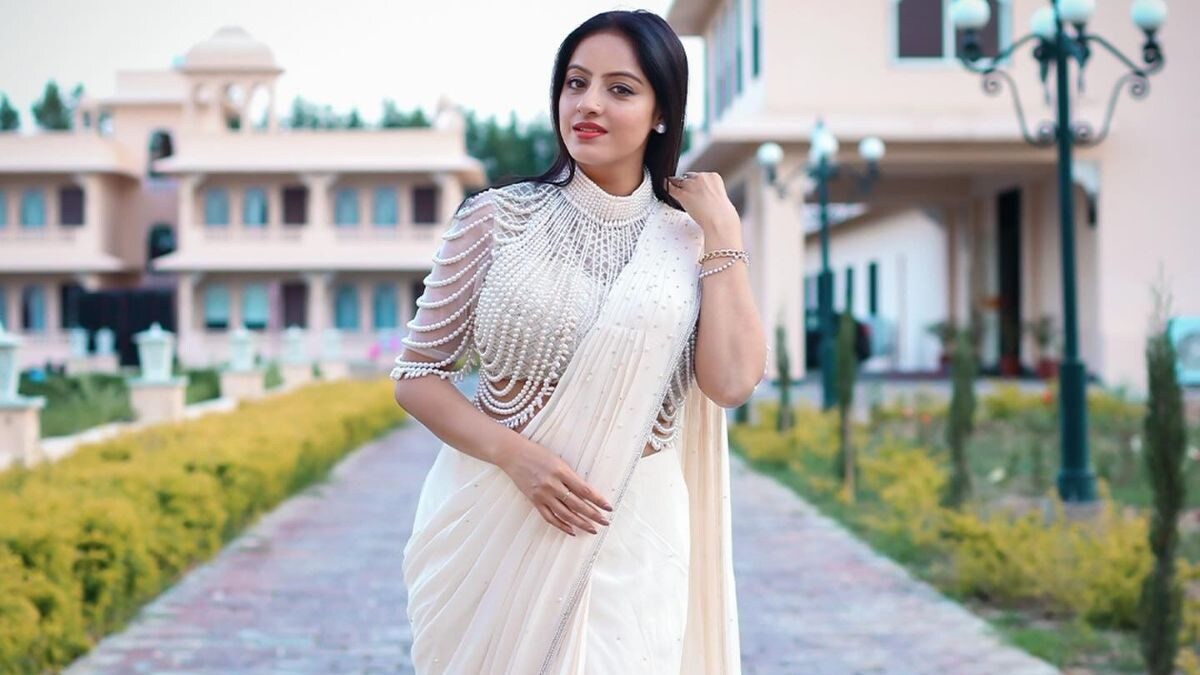 Deepika Singh Suffers Back Injury While Shooting For Mangal Lakshmi