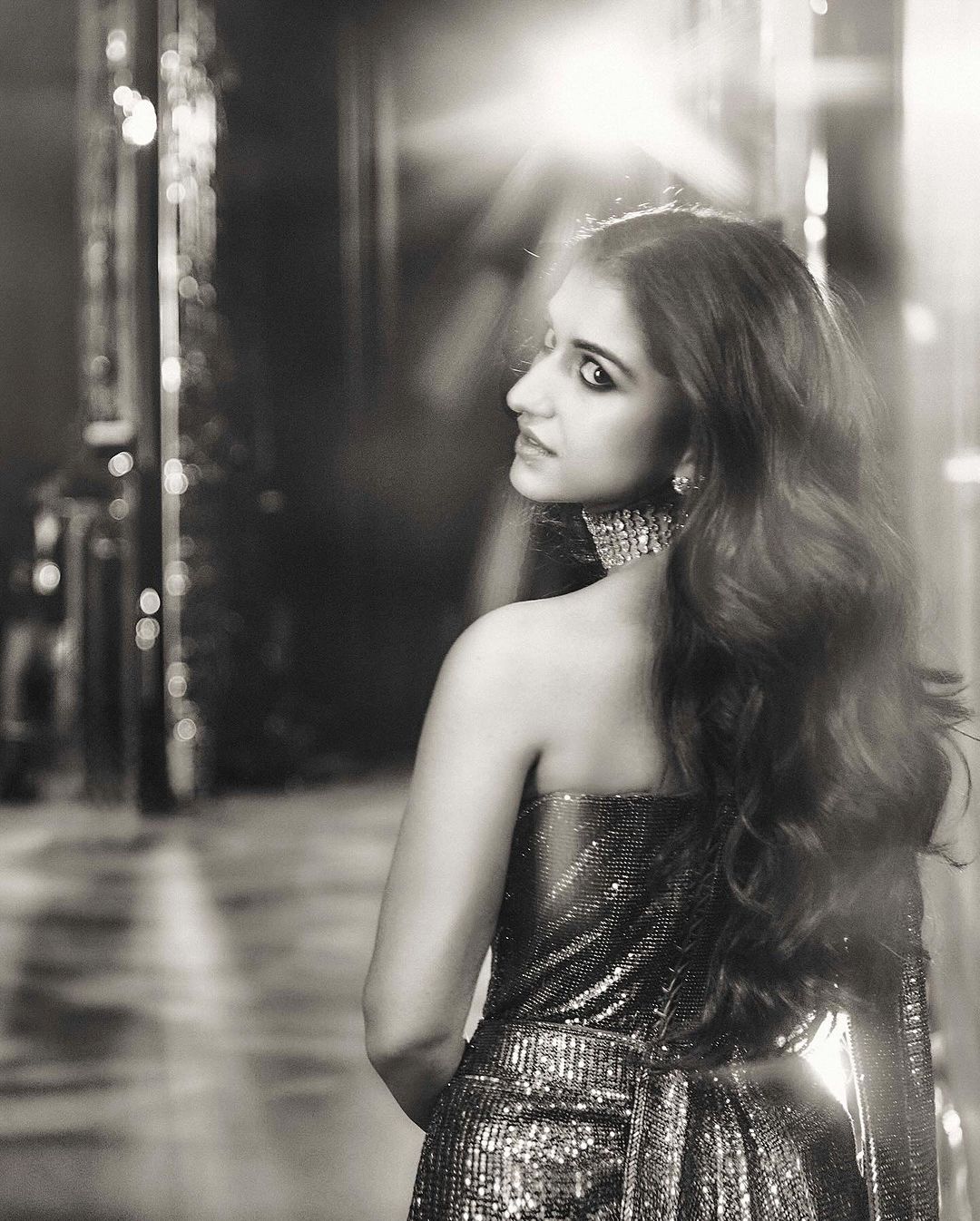 Numerous heads must have turned to admire the pretty lady, just as she looks back in this aesthetic shot by Signe Vilstrup. (Photo: Instagram/@rheakapoor) Numerous heads must have turned to admire the pretty lady, just as she looks back in this aesthetic shot by Signe Vilstrup. (Photo: Instagram/@rheakapoor)