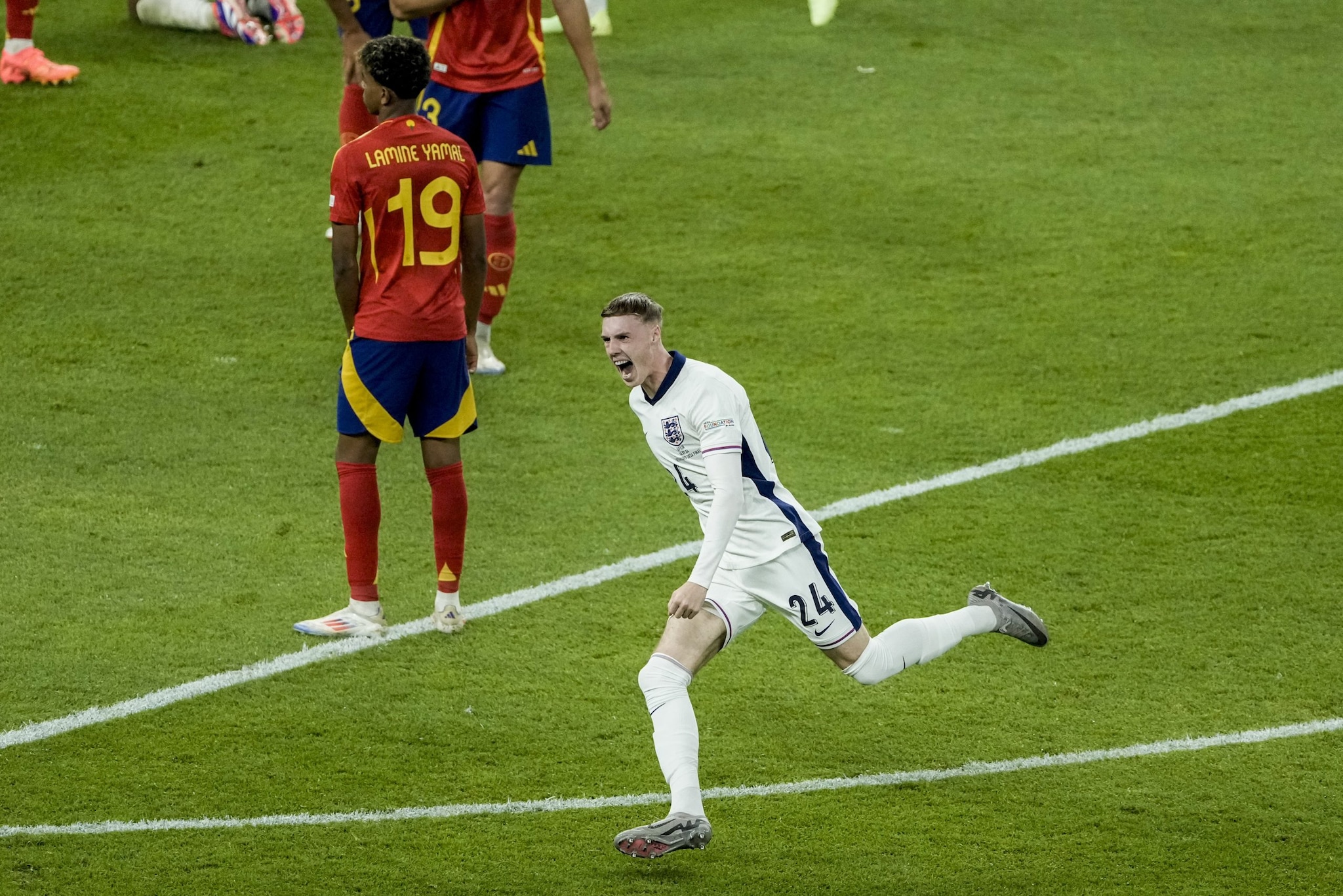 In the second half, England's Cole Palmer nailed a 73' equalizer, making it 1-1 against Spain. (AP) In the second half, England's Cole Palmer nailed a 73' equalizer, making it 1-1 against Spain. (AP)