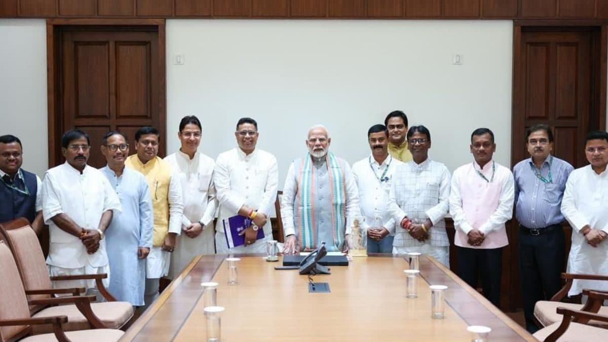 'Day is Not Far When We Come to Power in Bengal': In Meet With MPs, PM Modi Says State Has Accepted BJP