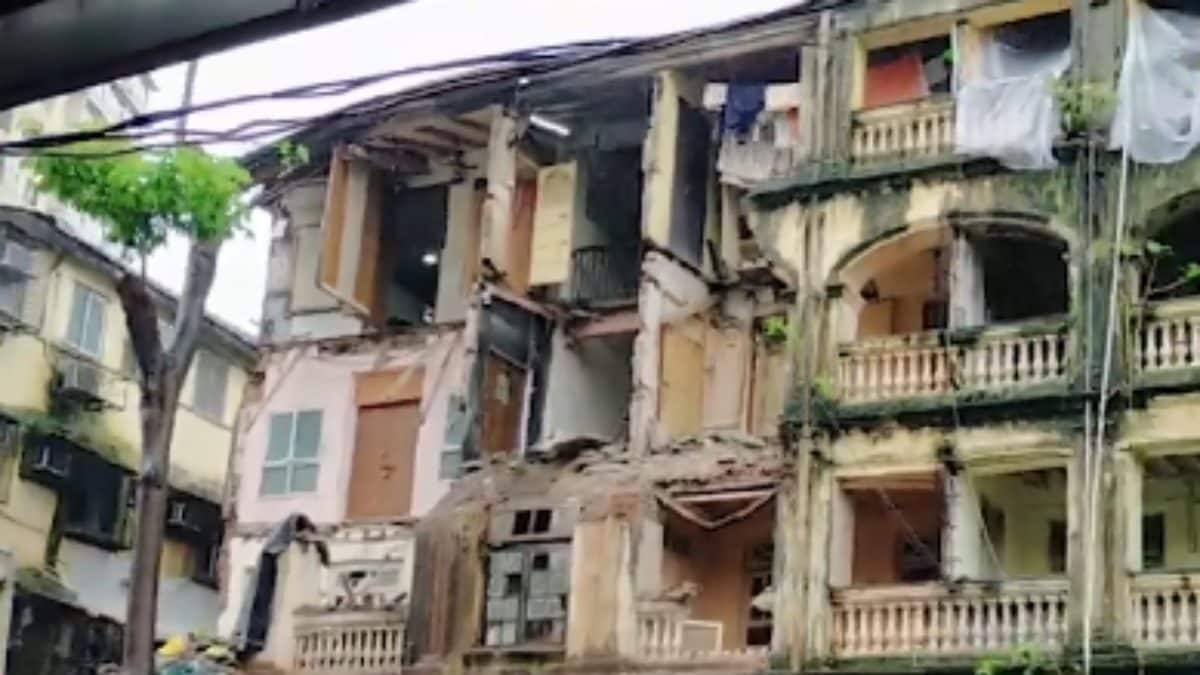 Woman Killed, Several Injured After Balcony Collapse Of ‘Dilapidated’ South Mumbai House Amid Incessant Rain – News18 Woman Killed, Several Injured After Balcony Collapse Of ‘Dilapidated’ South Mumbai House Amid Incessant Rain – News18