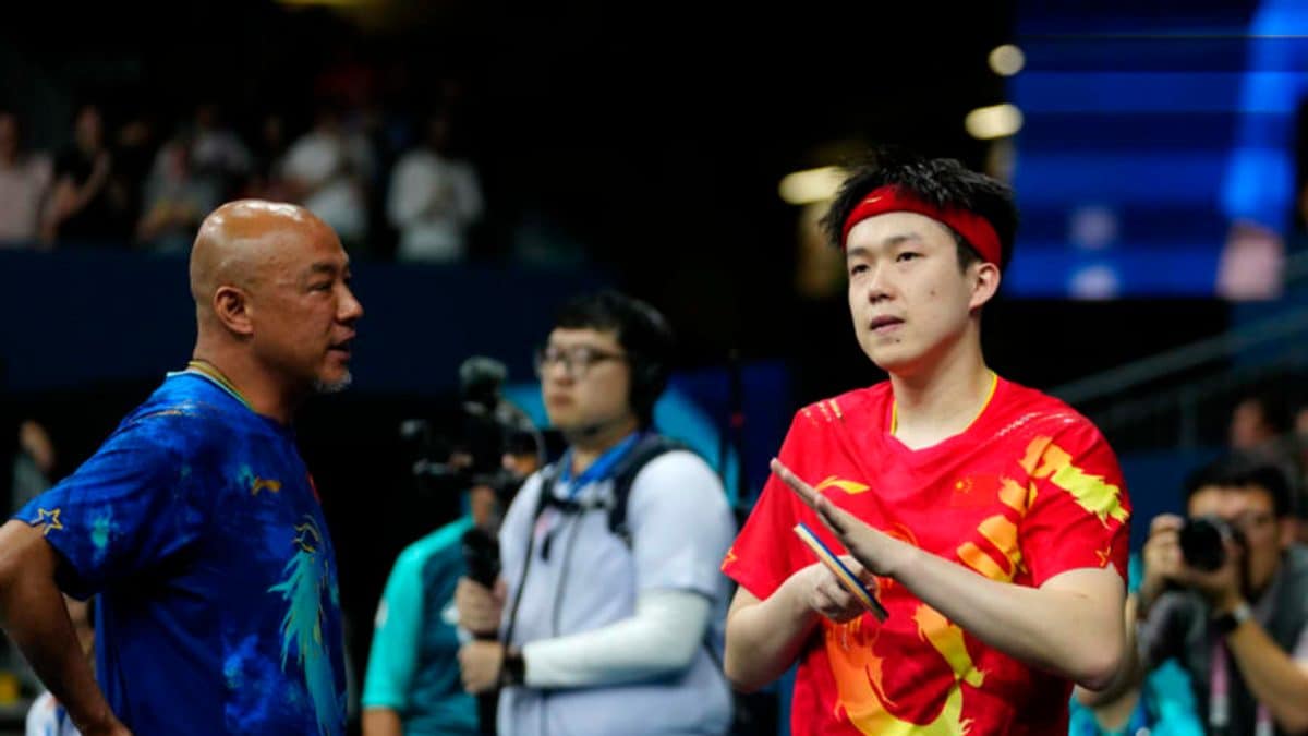 Table Tennis World No.1 Wang Chuqin Suffers Shock Loss After Broken Bat at 2024 Paris Olympics