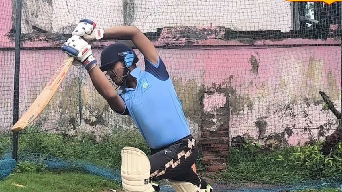Bankura’s Arijit Guha Roy Shines In Under-17 Cricket, Calls Virat Kohli His Inspiration – News18