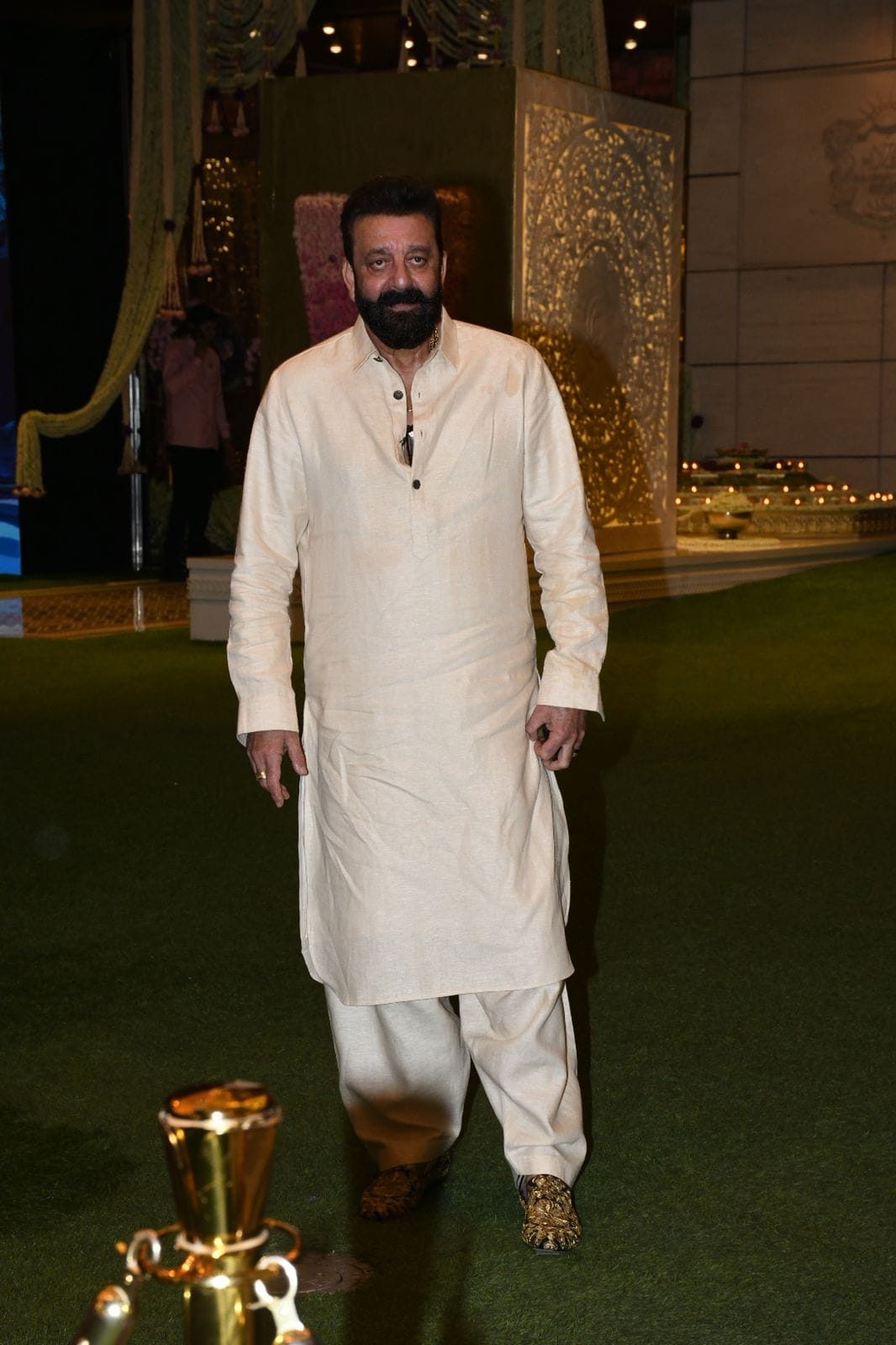 Bollywood veteran Sanjay Dutt also attended the Shiv-Shakti puja in a plain kurta-pajama set and a gorgeous pair of shoes. (Photo: Viral Bhayani) Bollywood veteran Sanjay Dutt also attended the Shiv-Shakti puja in a plain kurta-pajama set and a gorgeous pair of shoes. (Photo: Viral Bhayani)