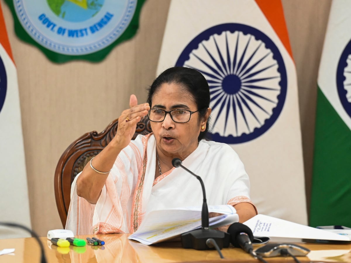 Mamata Banerjee A Congress Ally But Not Ready To Toe Party's 'Big ...