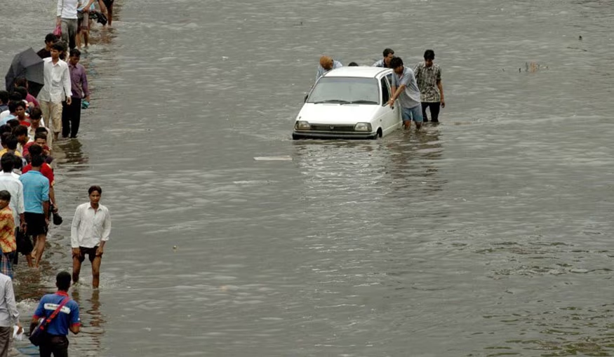 Mumbai Rains 2024: Echoes of July 26, 2005 Deluge? Remembering the Past, Facing the Present | PHOTOS - News18