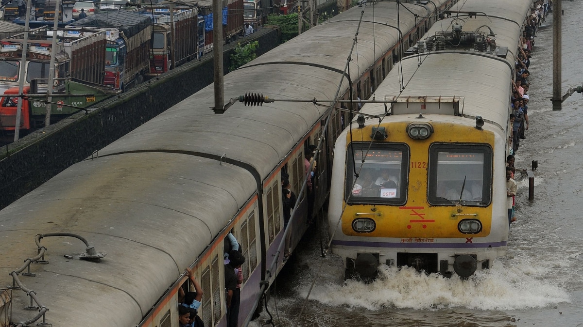 Mumbai Rains Local Train Mumbai: Local Train Services Hit After Heavy Rains; Schools, Colleges ...