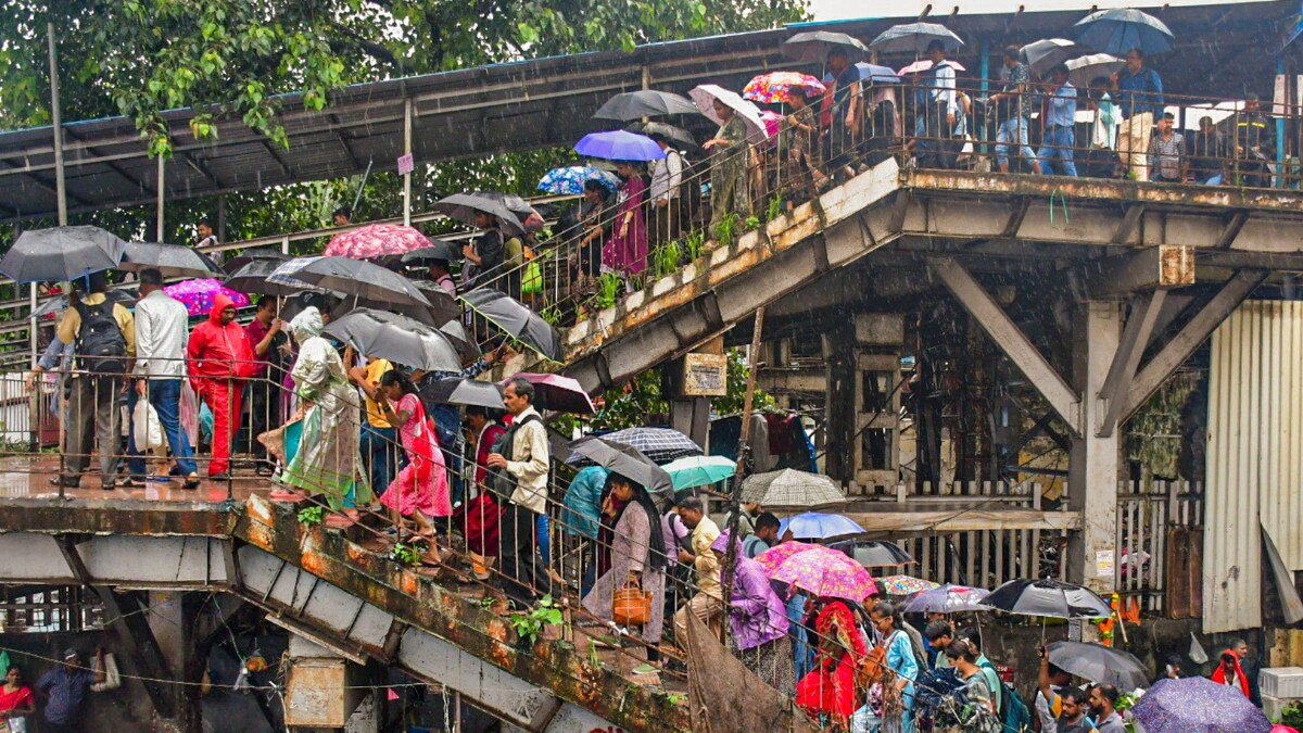 IMD Issues Orange Alert For Mumbai, Predicts Light Showers In Bengaluru: Check Full Weather Forecast