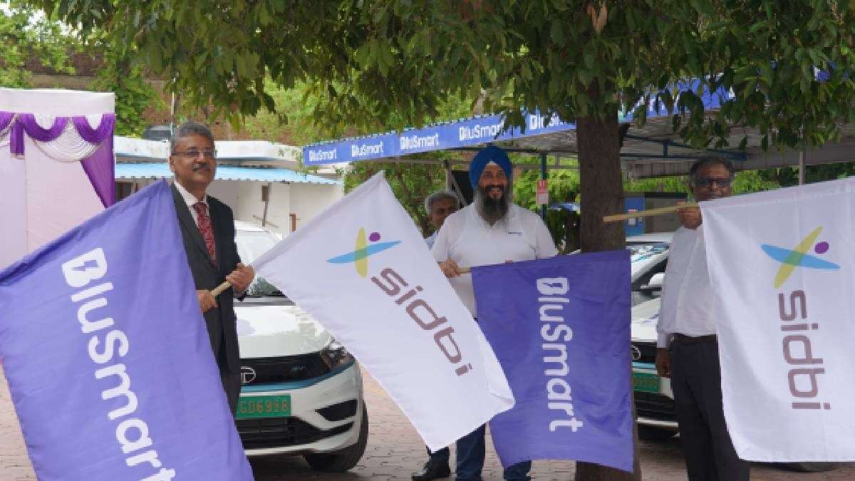SIDBI And BluSmart Launch Over 140 Electric Cars In Delhi Under EV4ECO Scheme