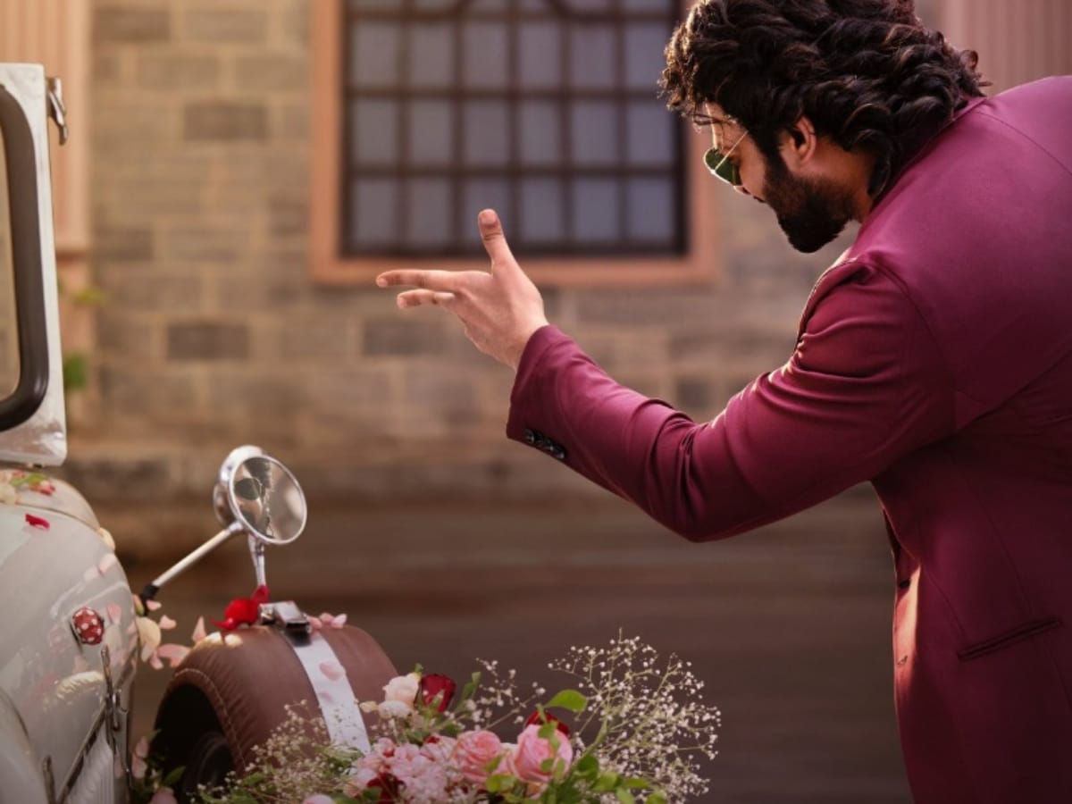 Prabhas Starrer Raja Saab First Look Out, 'Fan Indian Glimpse' To Be  Unveiled On THIS Date - News18