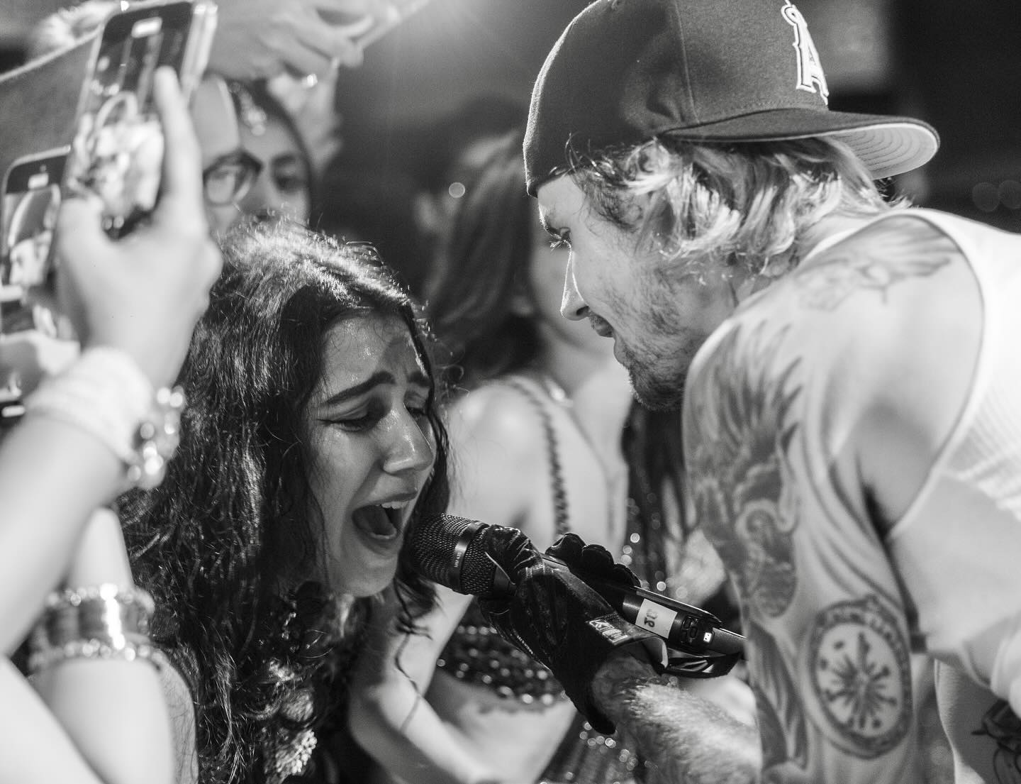  A guest almost teared up as the pop star asked her to sing along. That's a peak 'Believer' behaviour! (Instagram/@justinbieber)