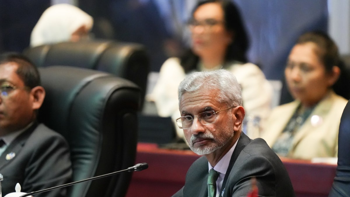 Jaishankar Urges Strong Maritime Code for South China Sea At East Asia Summit In Laos