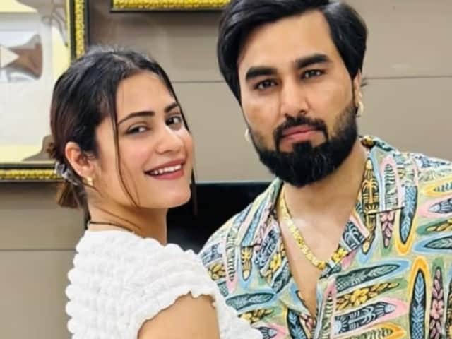 Kritika and Armaan Malik's video is fake.