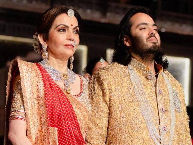 Nita Ambani’s exclusive solitaires adorn Anant’s grand wedding sarpech