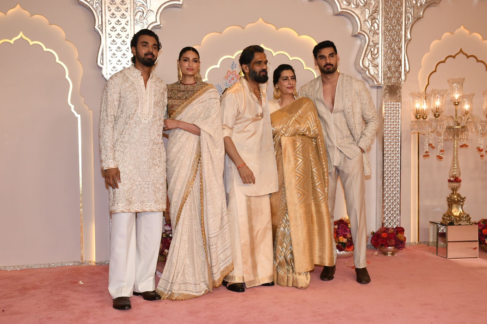 Athiya Shetty attend the big fat Indian wedding with husband KL Rahul, parents Mana and Sunil Shetty, and brother Ahan Shetty (Image: Viral Bhayani) Athiya Shetty attend the big fat Indian wedding with husband KL Rahul, parents Mana and Sunil Shetty, and brother Ahan Shetty (Image: Viral Bhayani)