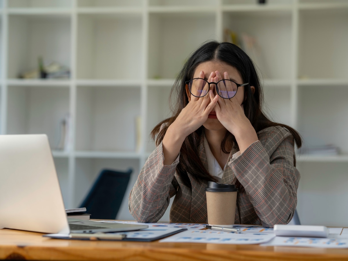 https://images.news18.com/ibnlive/uploads/2024/07/work-stress-2024-07-d90732389f61c2fd2e1de7b708a1ff68.png
