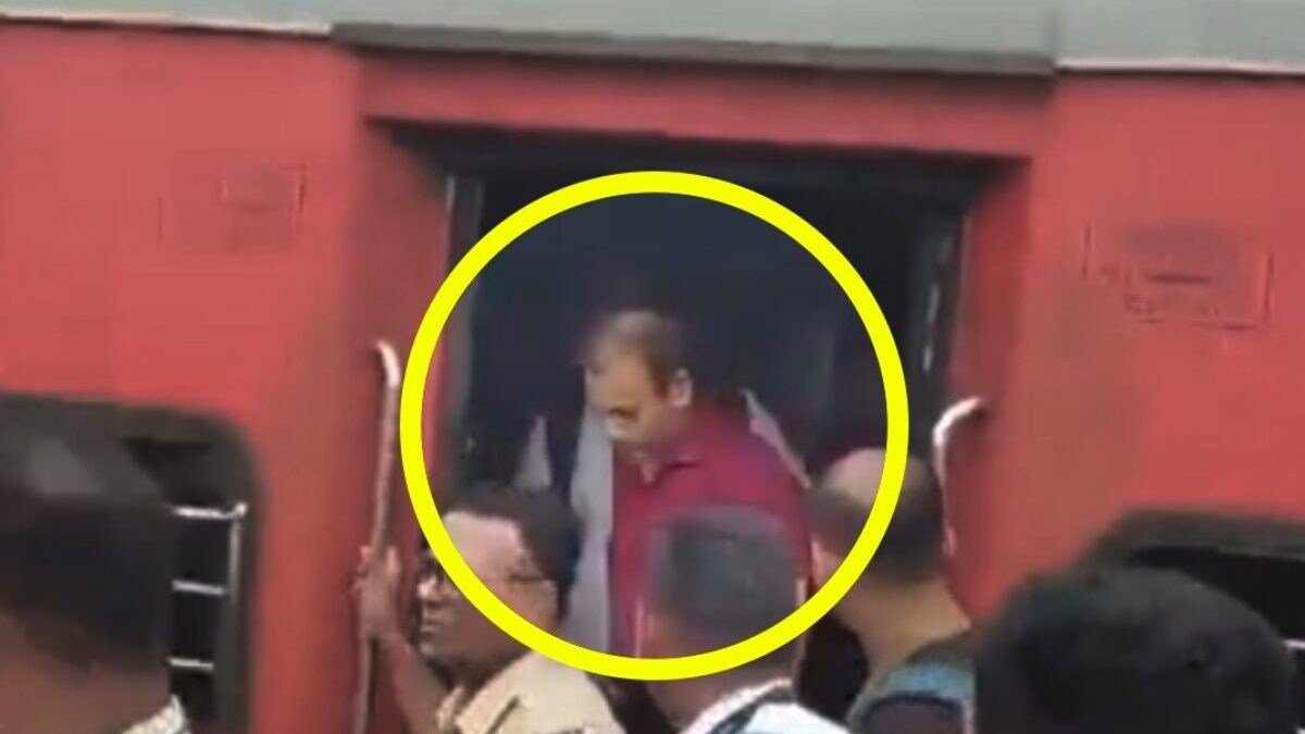 Underworld Don Abu Salem, Accused In 1993 Mumbai Blasts Case, Brought to Manmad In Train | Watch Video – News18 Underworld Don Abu Salem, Accused In 1993 Mumbai Blasts Case, Brought to Manmad In Train | Watch Video – News18