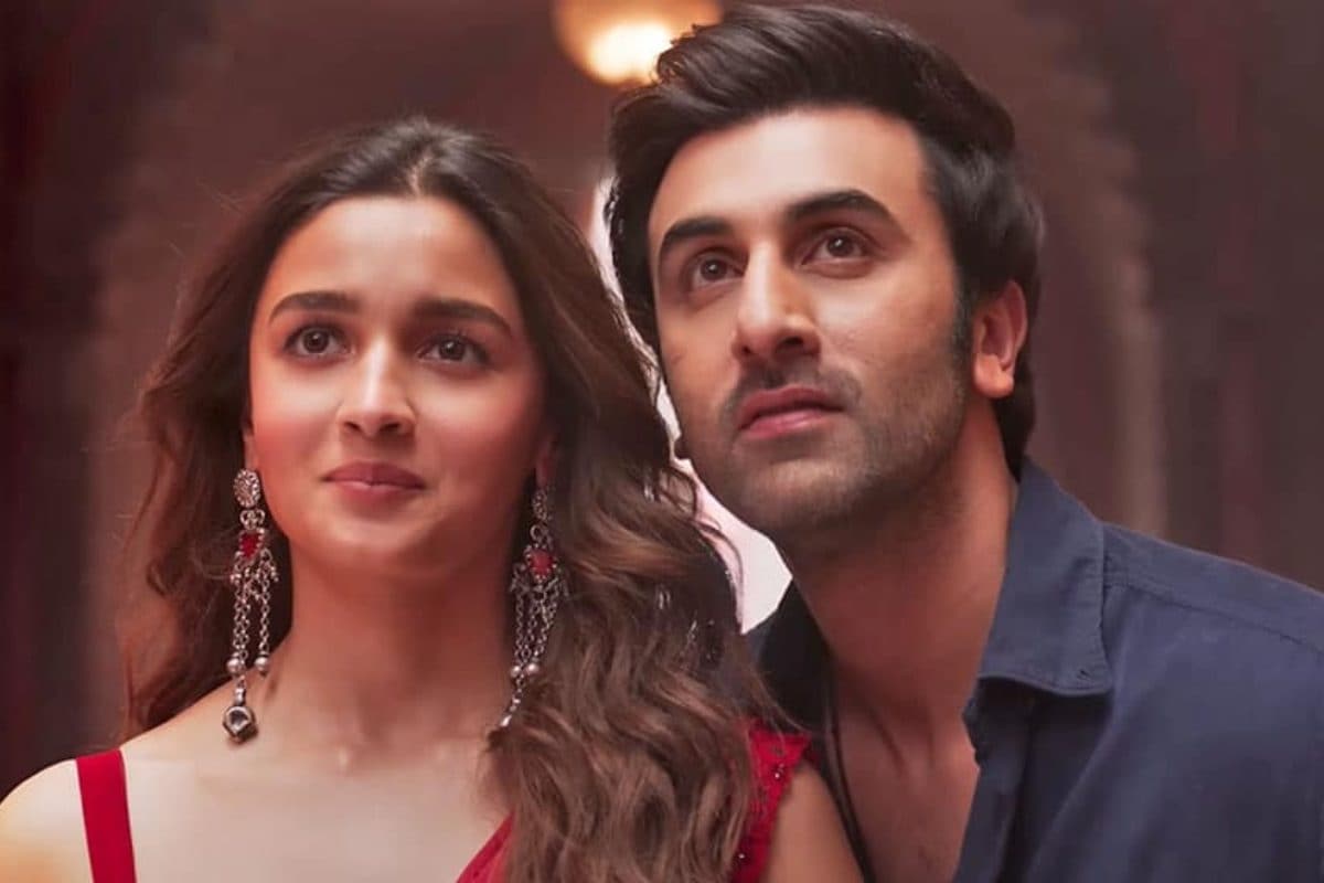 Alia Bhatt Reacts To Ranbir Kapoor Being Trolled For Ignoring Her At Raj  Kapoor Film Festival: 'They Don't...' - News18