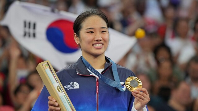 World No. 1 An Se-young Wins Women's Singles Badminton Gold At Paris ...