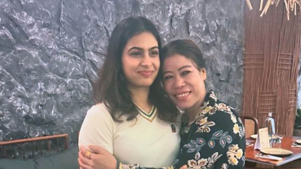 'Let’s Plan a Workout Session Soon': Manu Bhaker Shares Image With Legendary Boxer MC Mary Kom