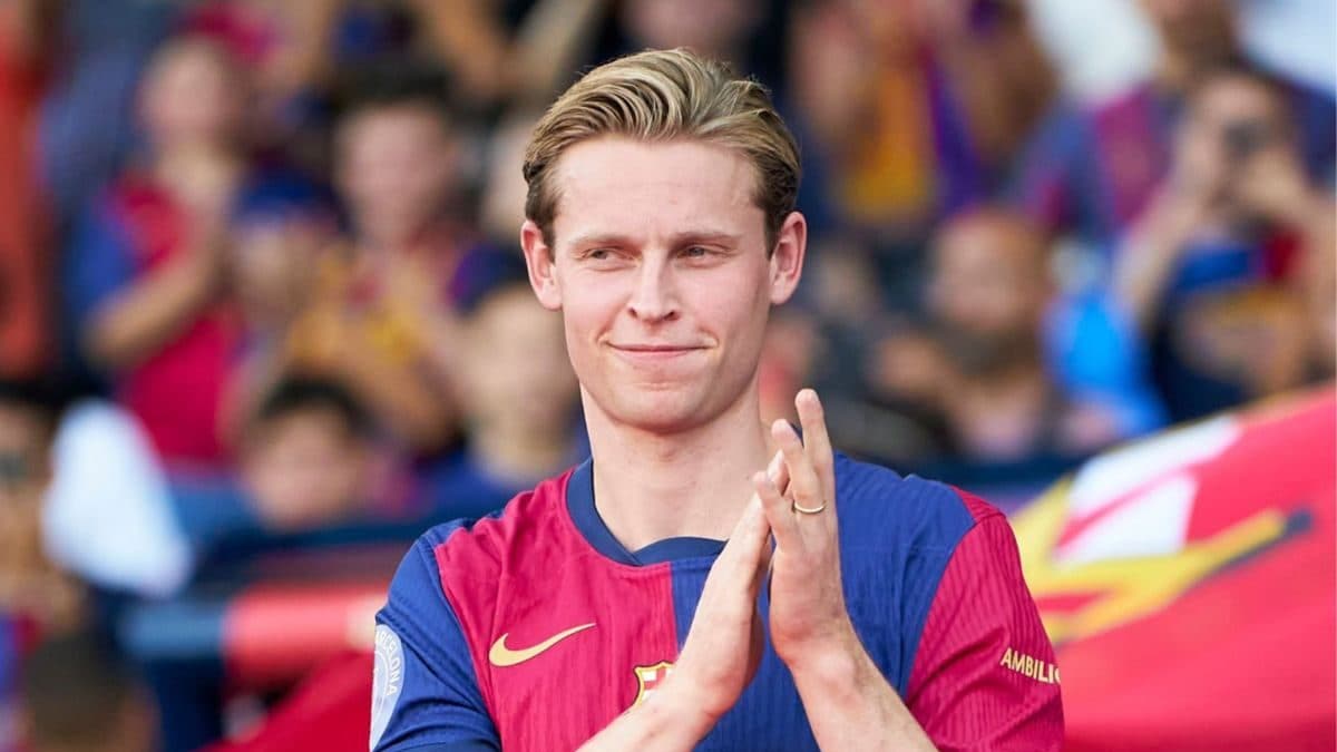 Hansi Flick Urges Barcelona To Retain Frenkie de Jong  ‘At All Costs’ – News18