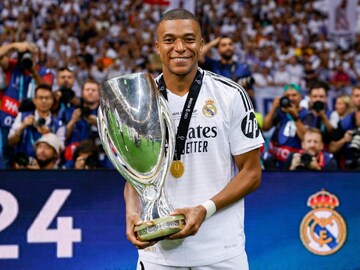 Kylian Mbappe scored on his Real Madrid debut to help them clinch the UEFA Super Cup for a record sixth time (X)
