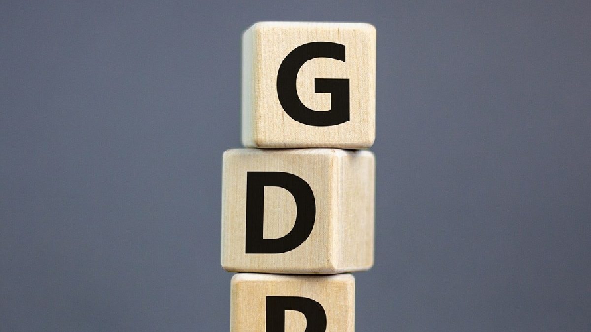 India’s Q1 FY25 GDP Grows At 6.7%: Official Data – News18 India’s Q1 FY25 GDP Grows At 6.7%: Official Data – News18