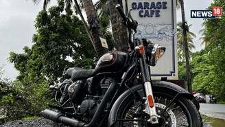 Royal Enfield Bullet 350. (Photo: Shahrukh Shah/ News18)
