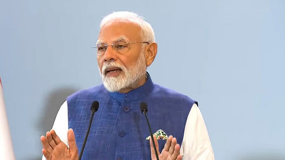 PM Modi Takes A Dig At Bureaucrats, Compares Journey Of A File To ‘Char Dham Yatra’ – News18 PM Modi Takes A Dig At Bureaucrats, Compares Journey Of A File To ‘Char Dham Yatra’ – News18